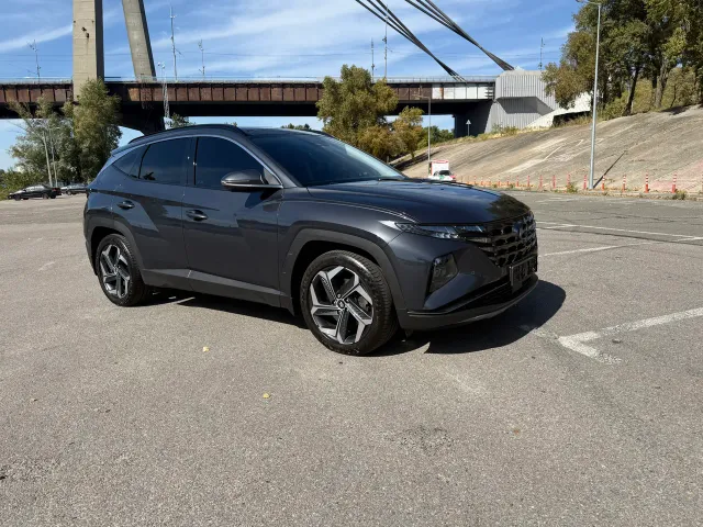 Hyundai Tucson - фото 1