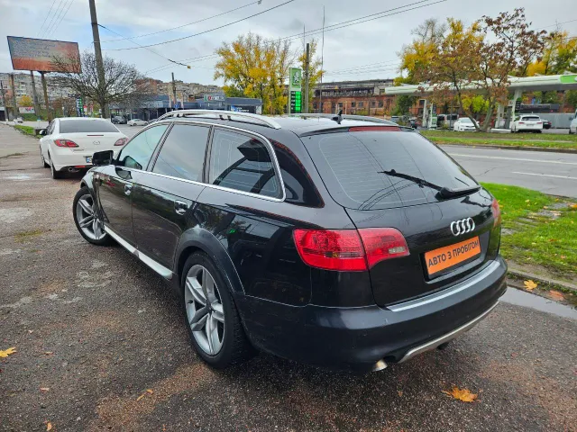 Audi A6 allroad - фото 5