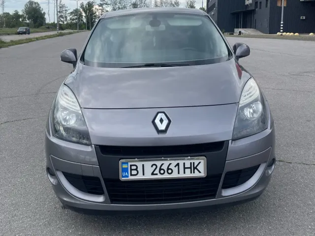 Renault Megane - фото 5