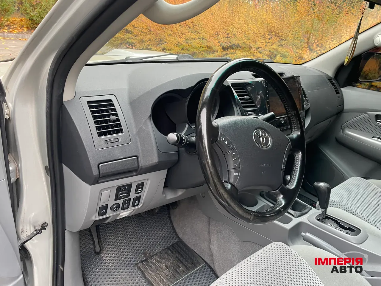 Toyota Hilux - фото 13