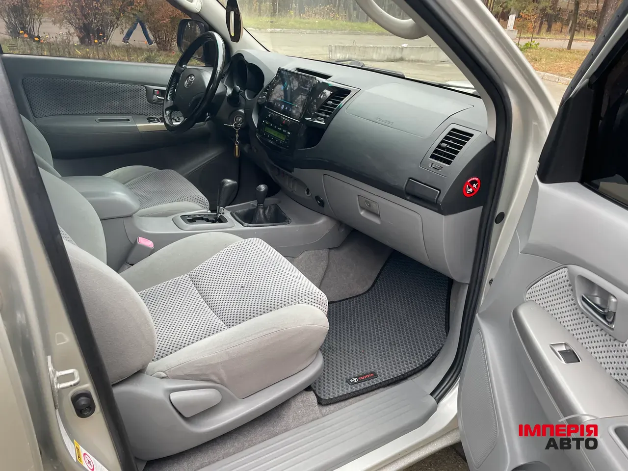 Toyota Hilux - фото 17