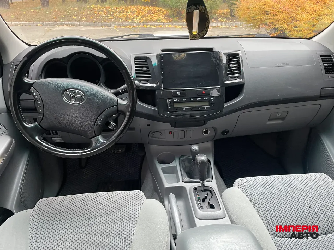 Toyota Hilux - фото 10