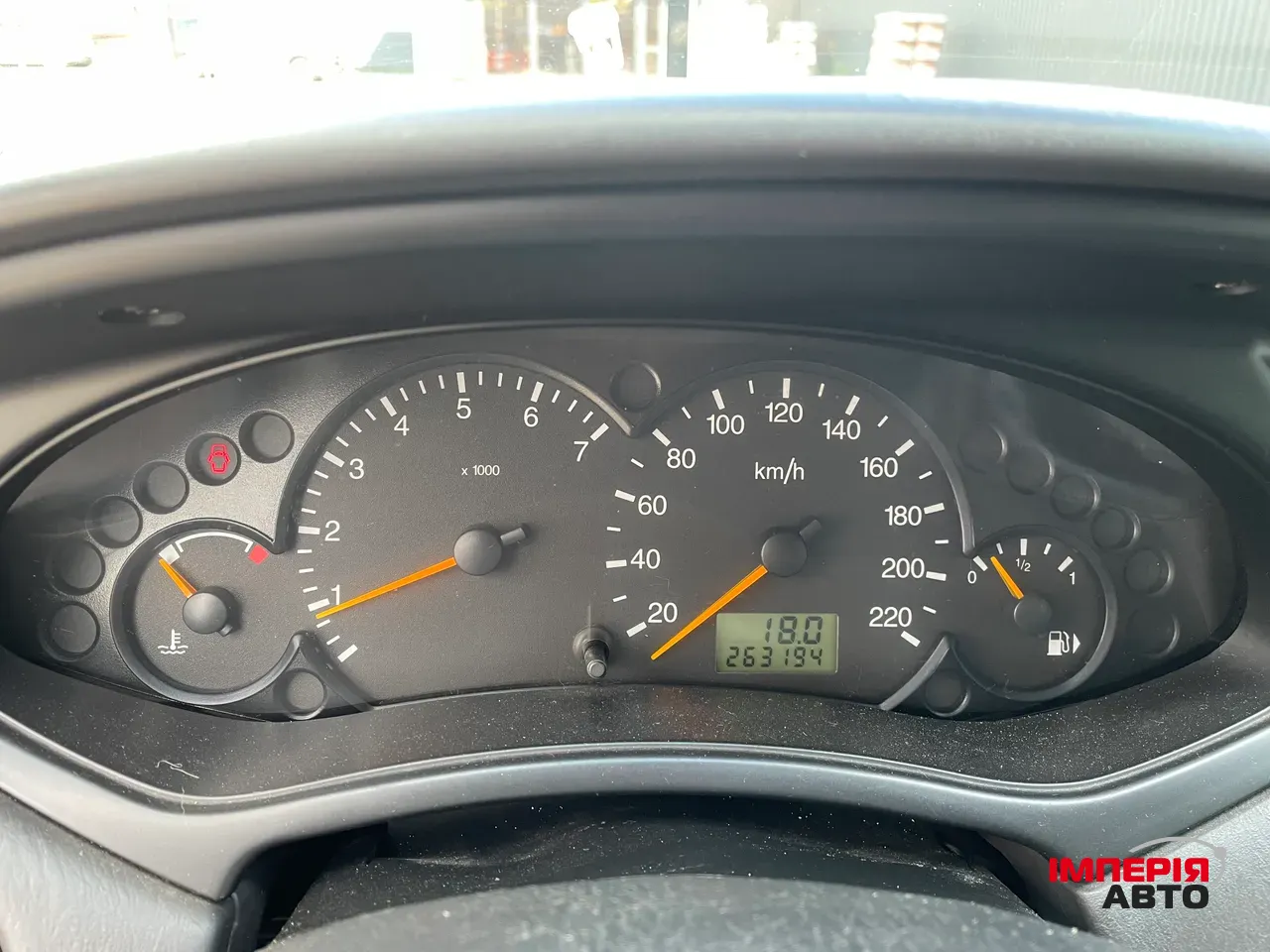 Ford Focus - фото 6