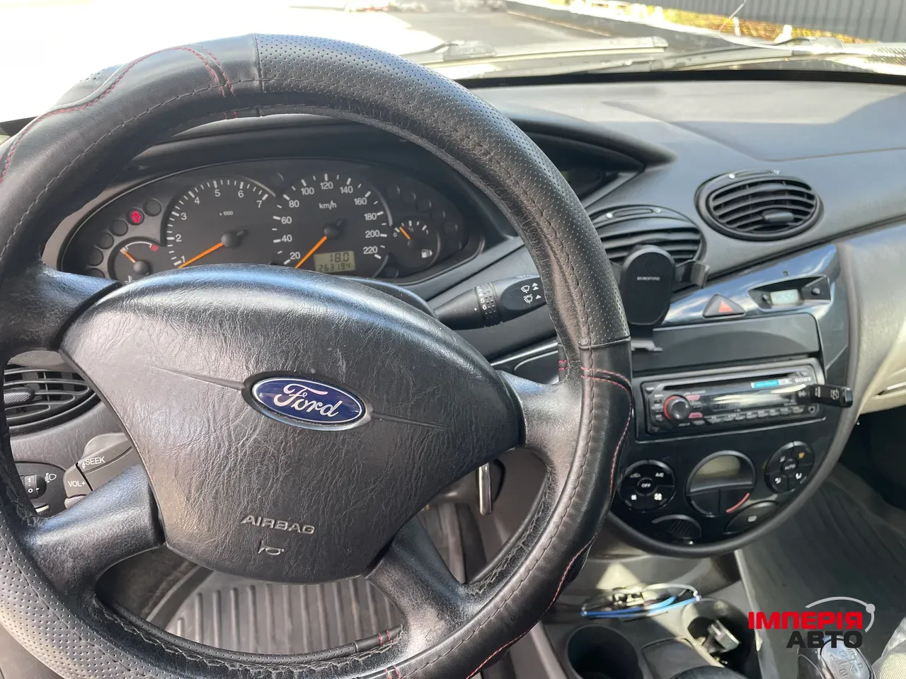 Ford Focus - фото 7