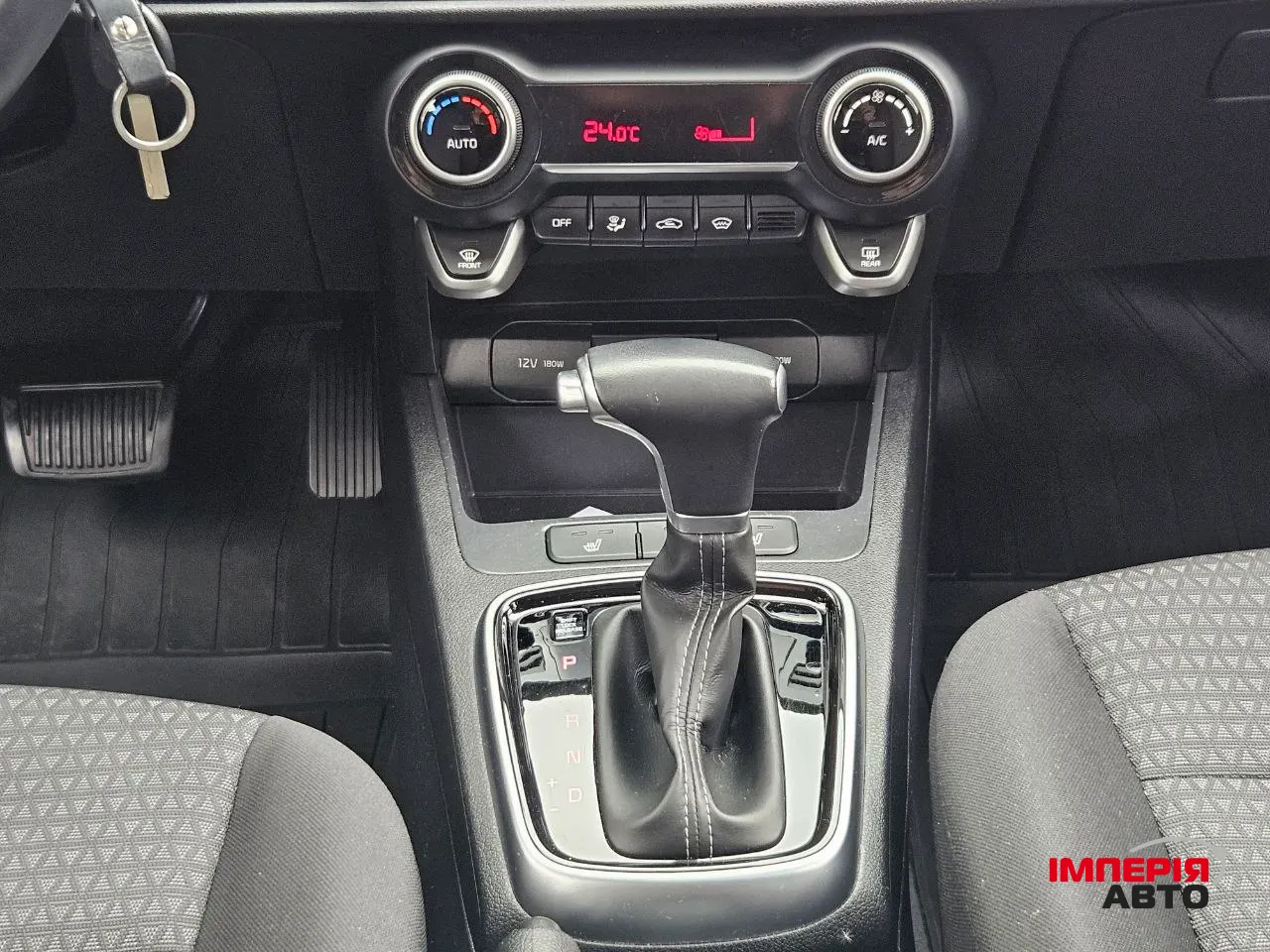 Kia Rio - фото 14