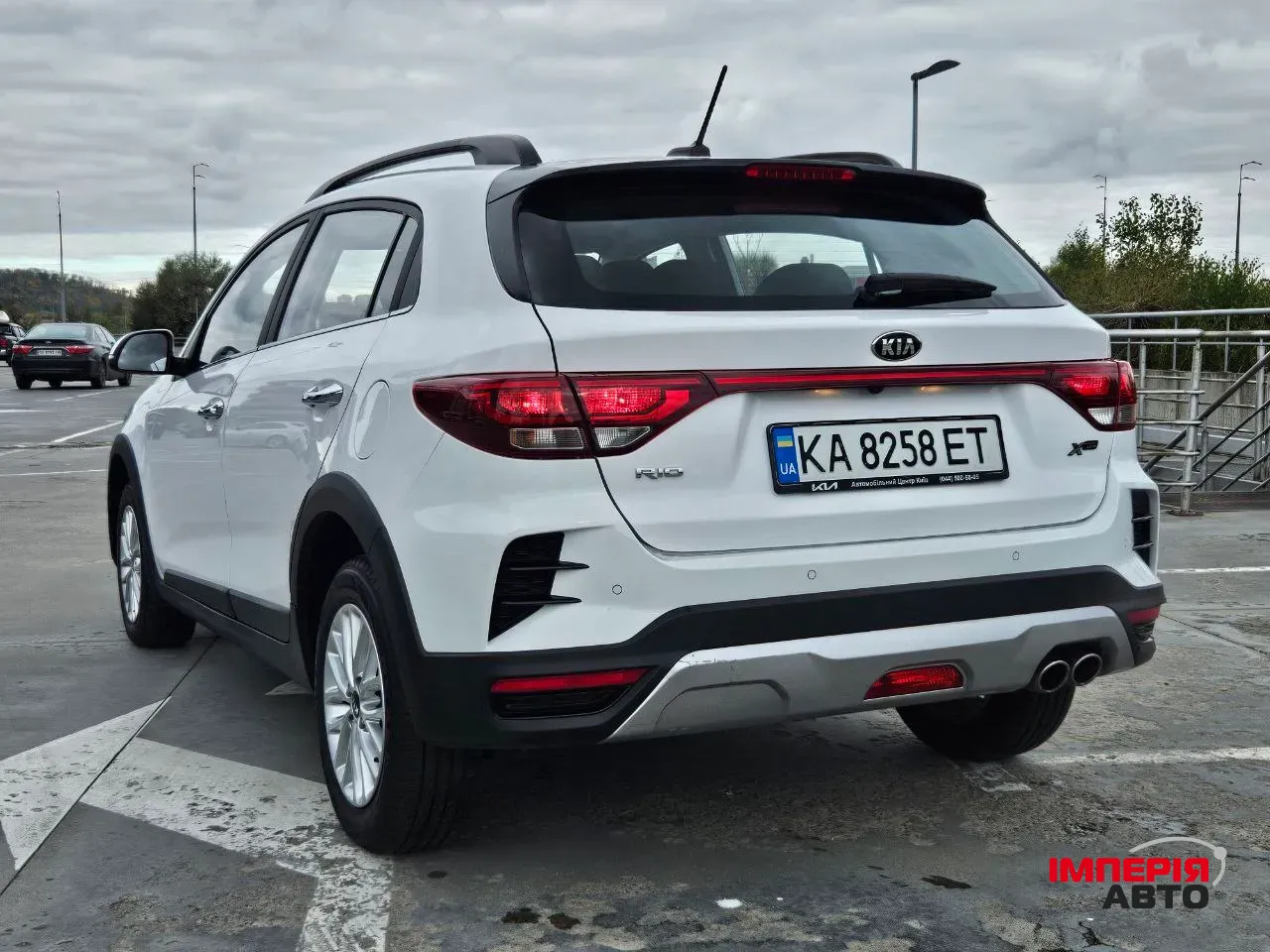 Kia Rio - фото 5