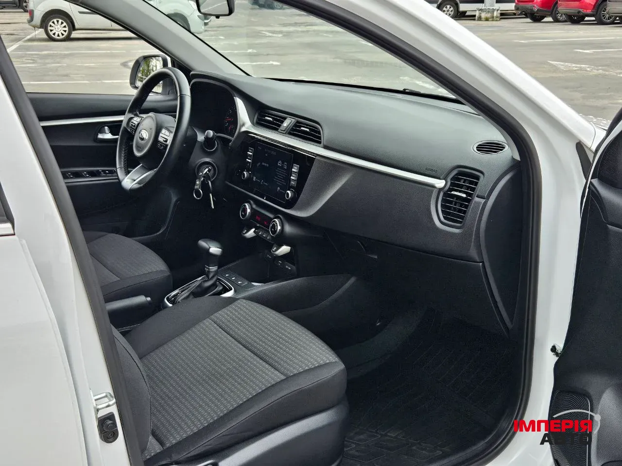 Kia Rio - фото 10