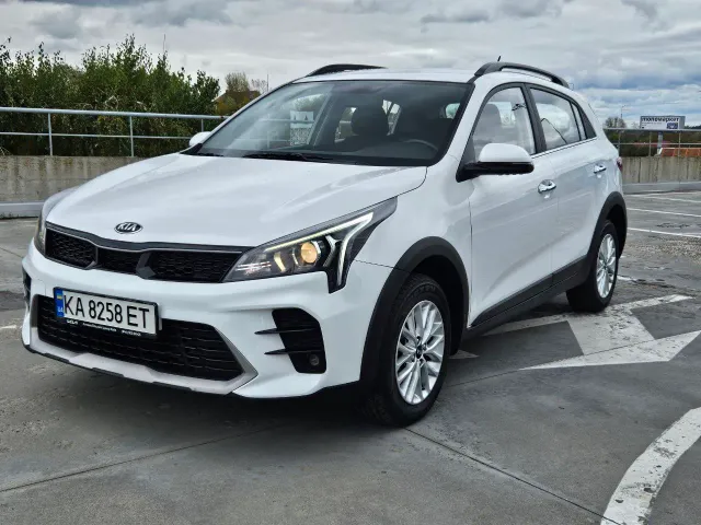 Kia Rio - фото 1