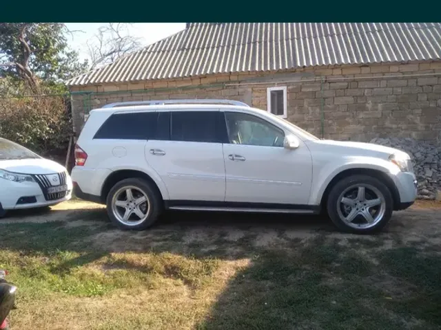 Mercedes-Benz GL-Класс - фото 4