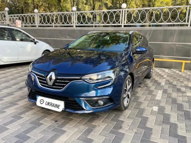 Renault Megane - фото 1