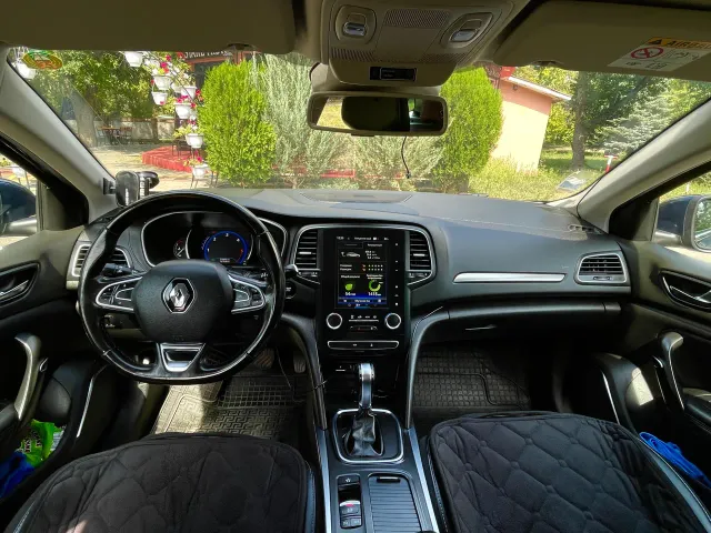 Renault Megane - фото 4