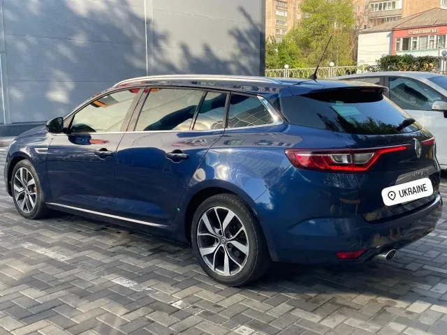 Renault Megane - фото 2