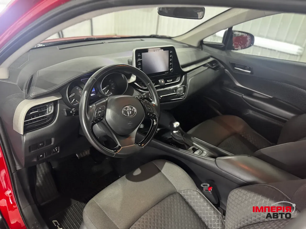 Toyota C-HR - фото 21