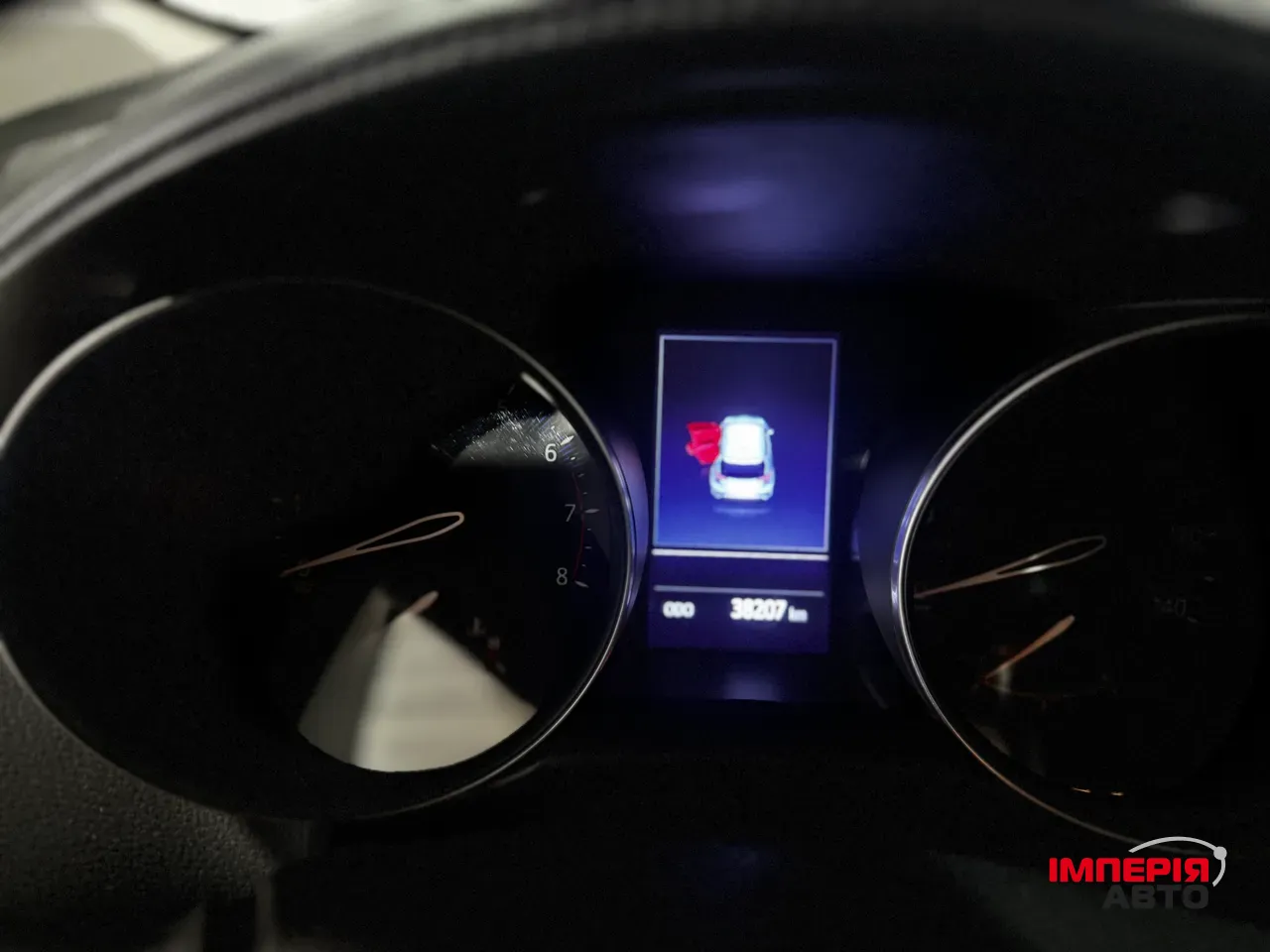 Toyota C-HR - фото 13