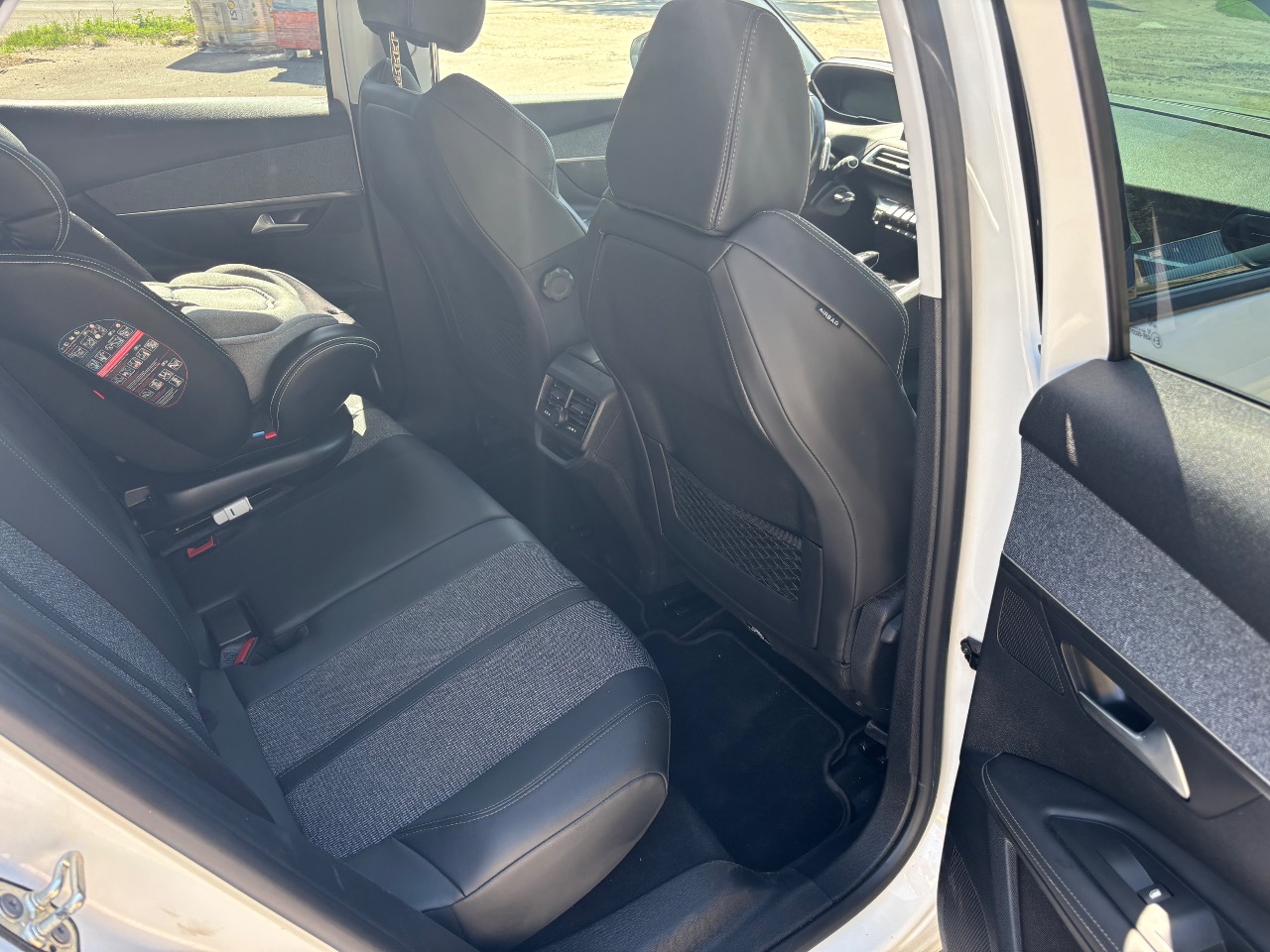 Peugeot 3008 - фото 2