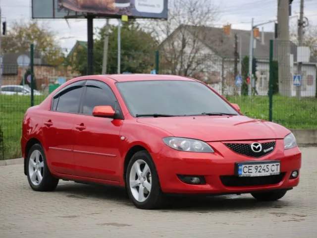 Mazda 3 - фото 5