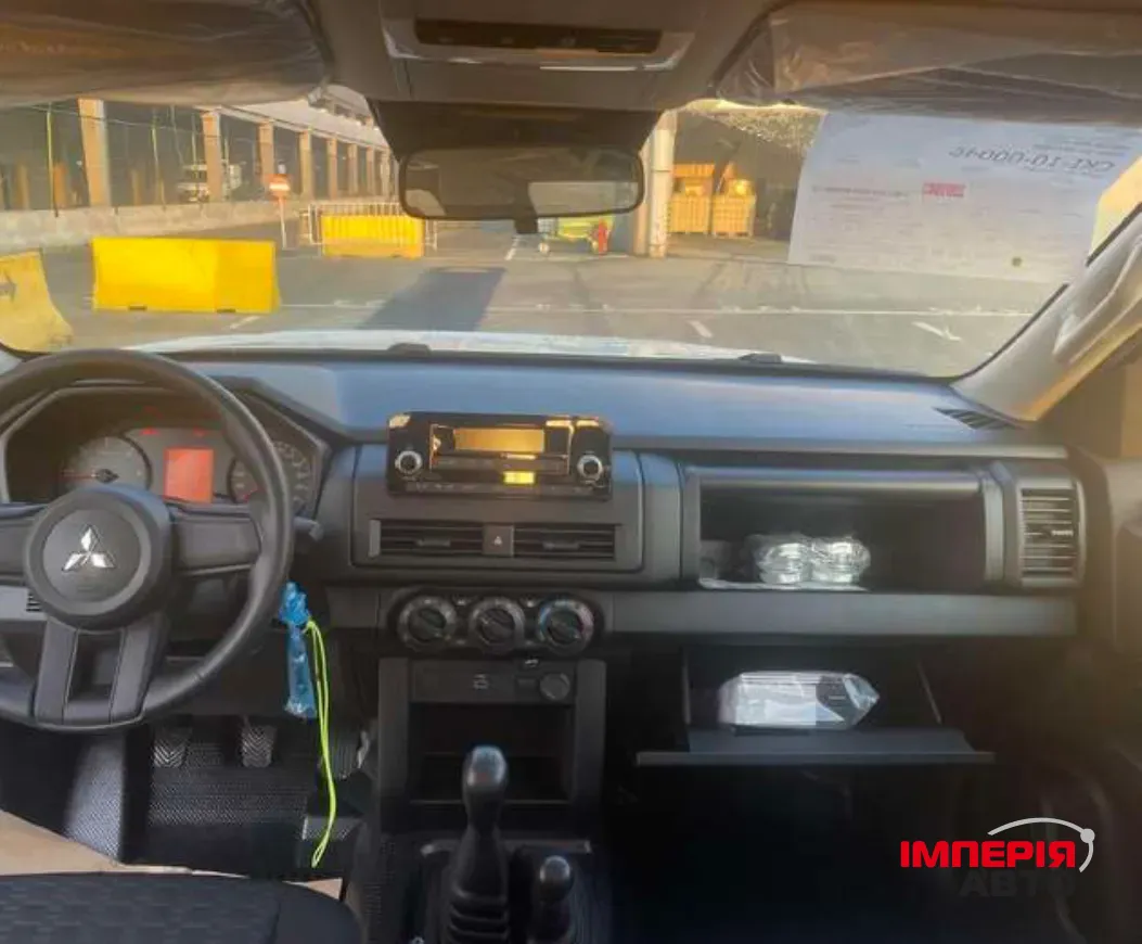 Mitsubishi L200 - фото 4
