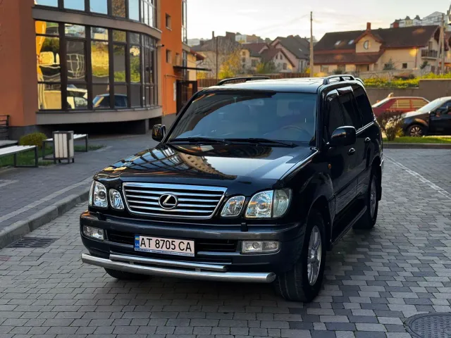 Lexus LX - фото 3