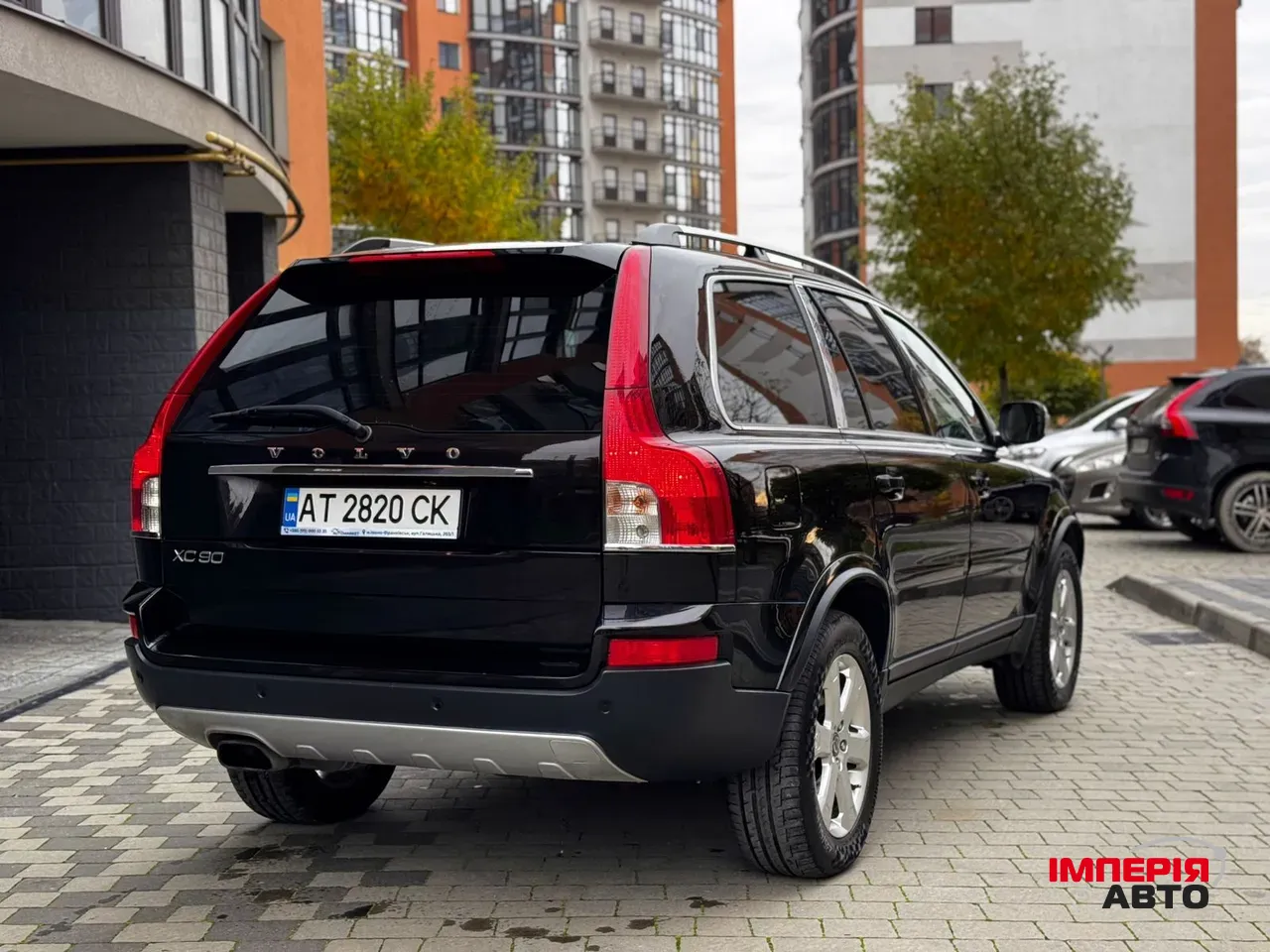 Volvo XC90 - фото 21