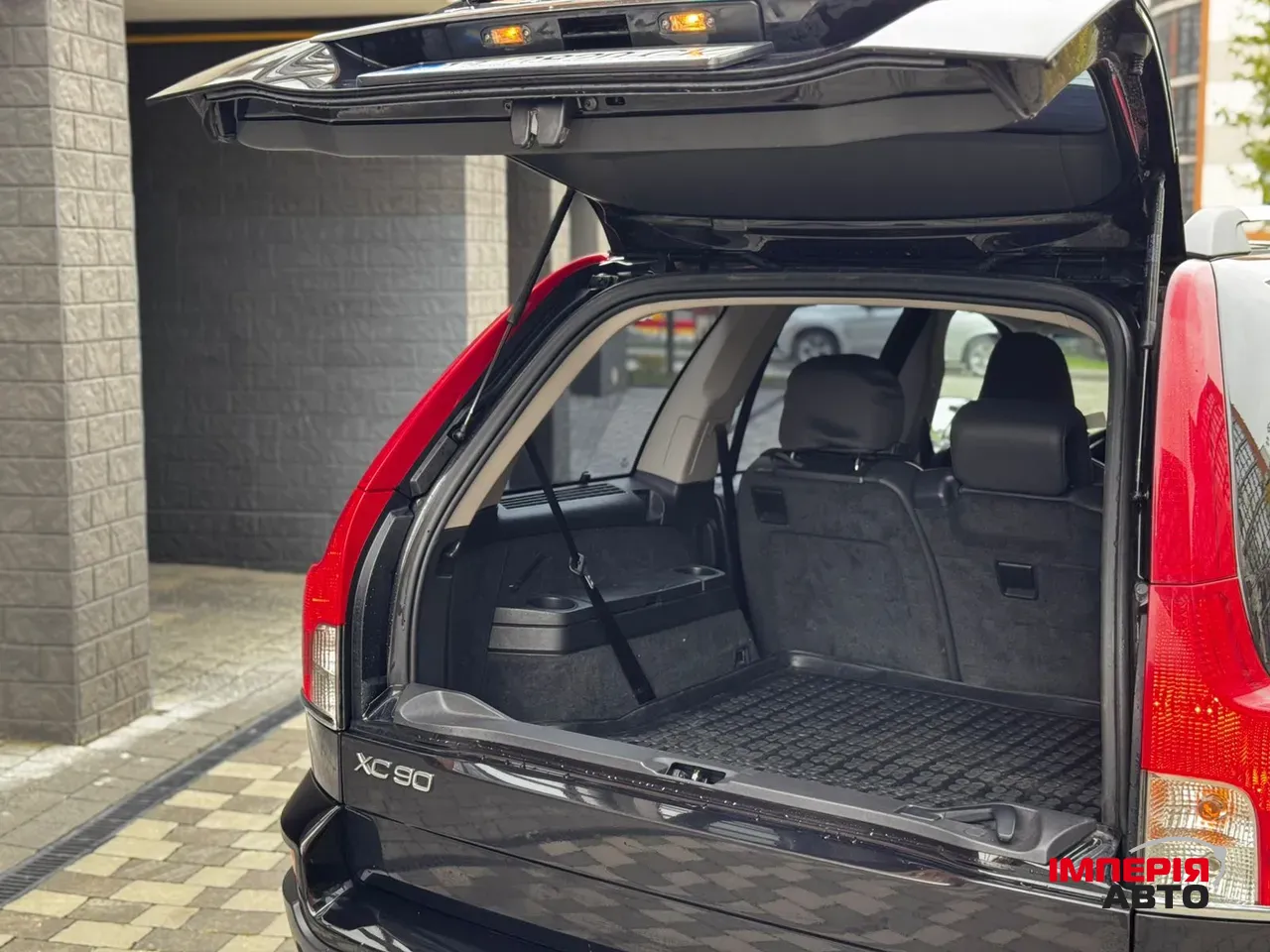 Volvo XC90 - фото 39