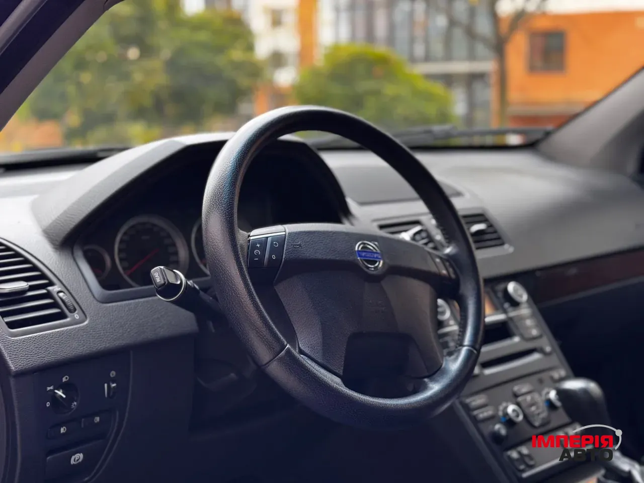 Volvo XC90 - фото 41