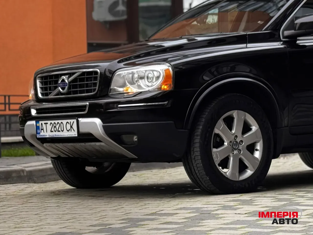 Volvo XC90 - фото 17