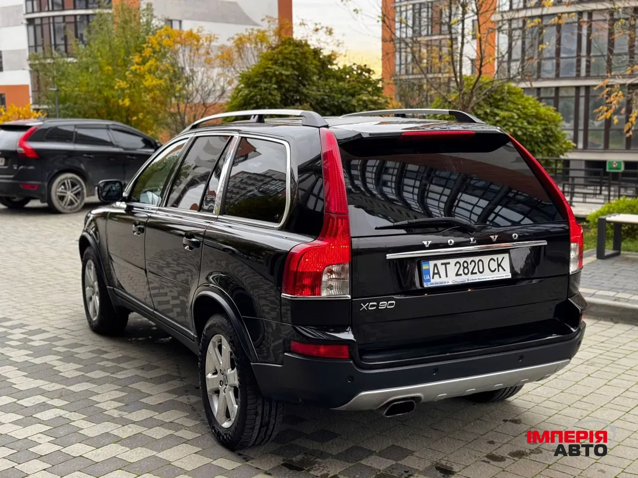Volvo XC90 - фото 33