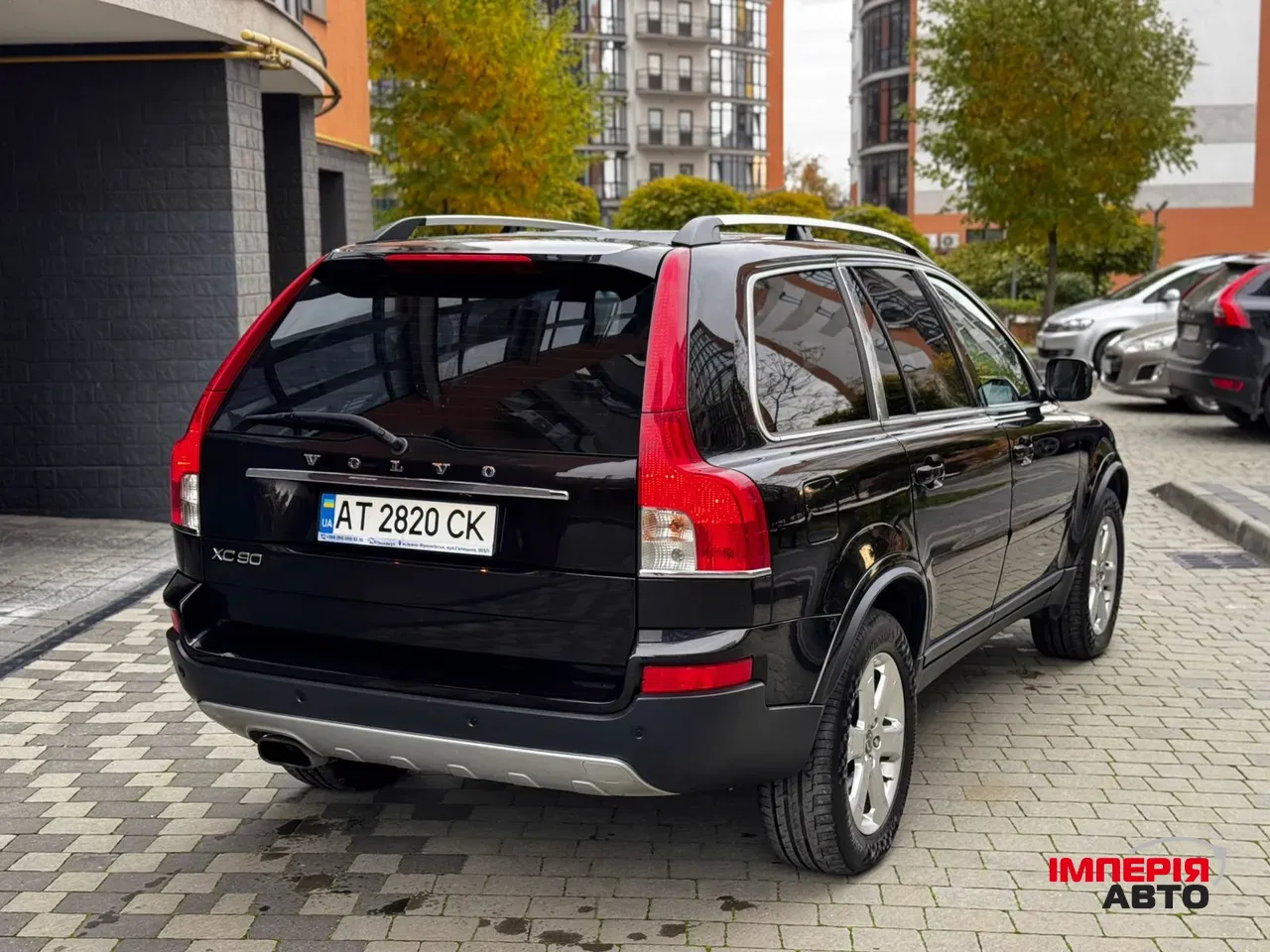 Volvo XC90 - фото 26