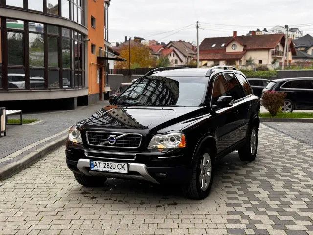 Volvo XC90 - фото 1