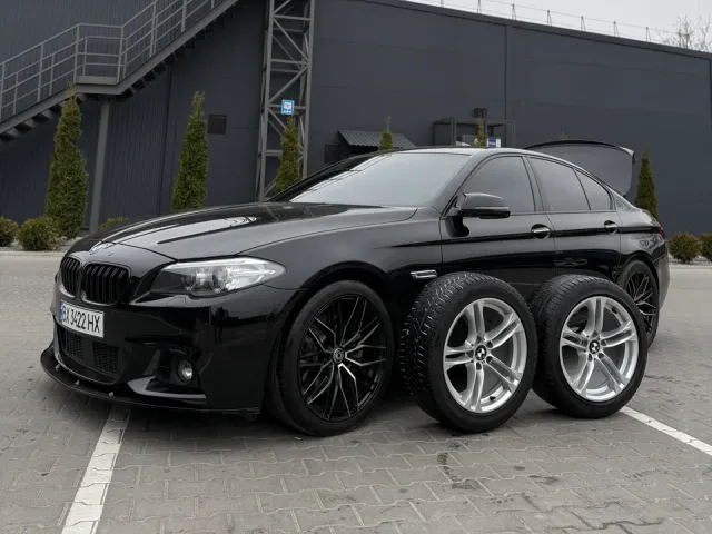 BMW 5 серії - фото 2