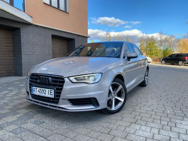 Audi A3 - фото 1