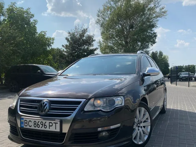 Volkswagen Passat - фото 1