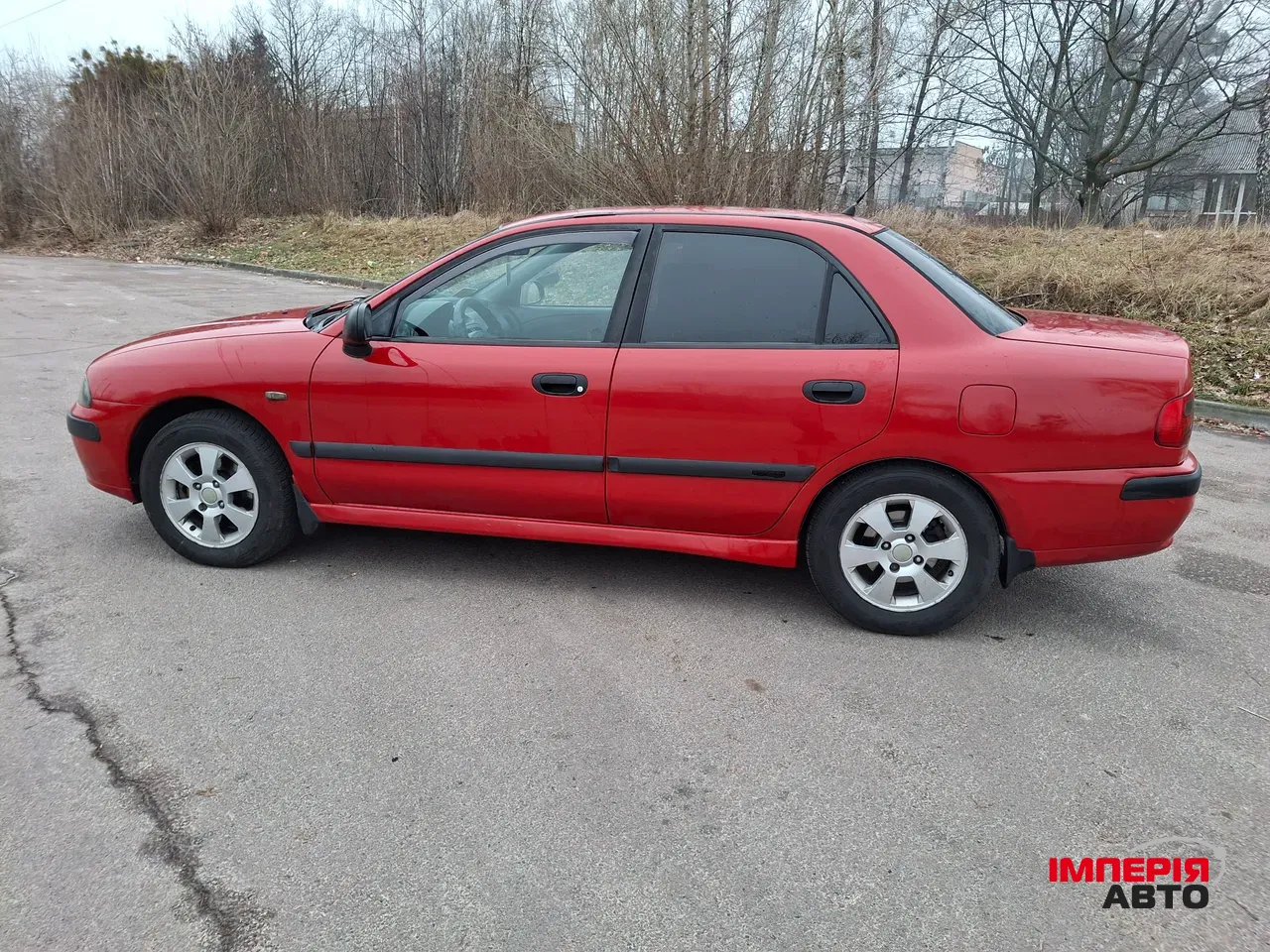 Mitsubishi Carisma - фото 3