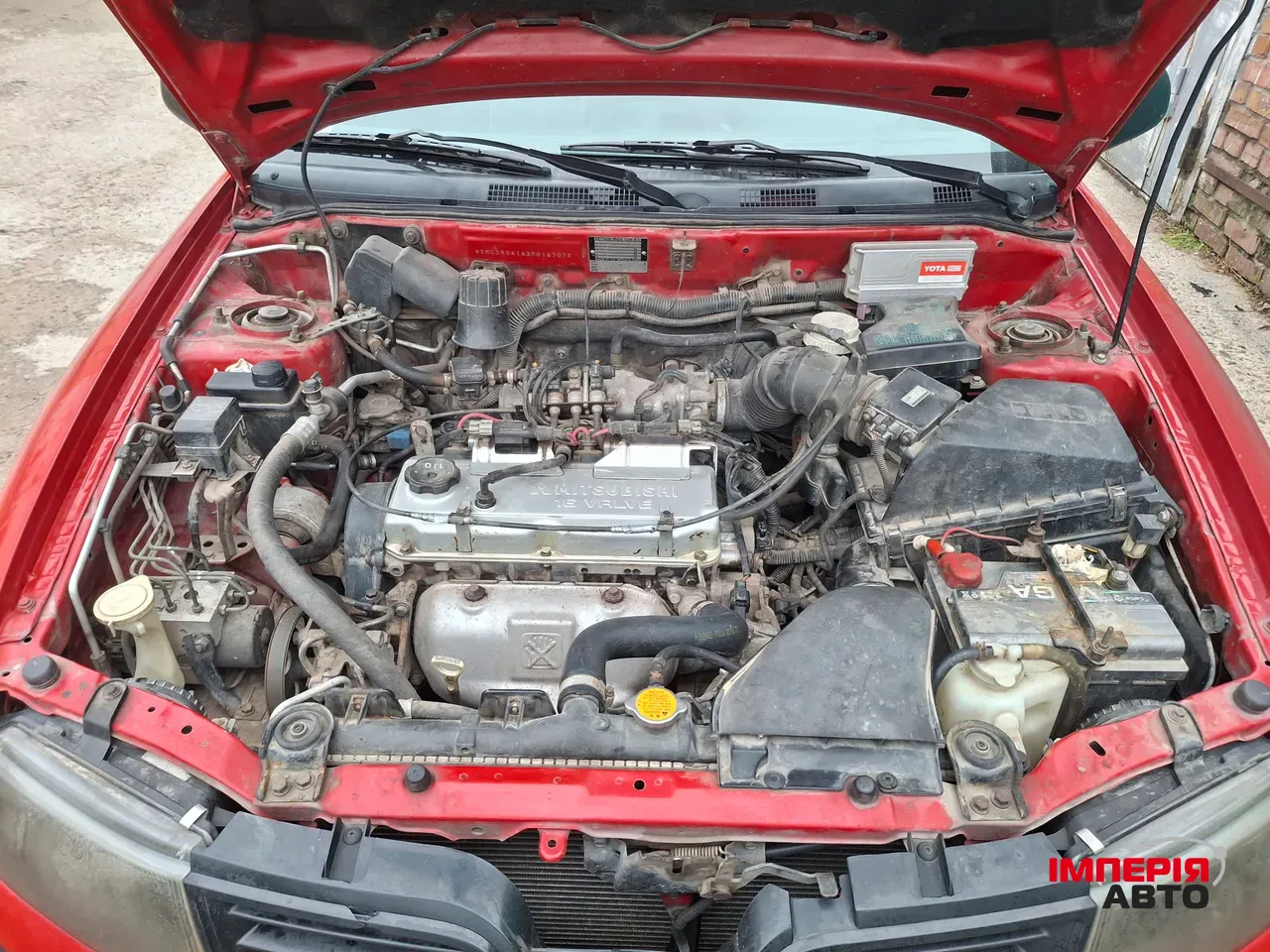 Mitsubishi Carisma - фото 8