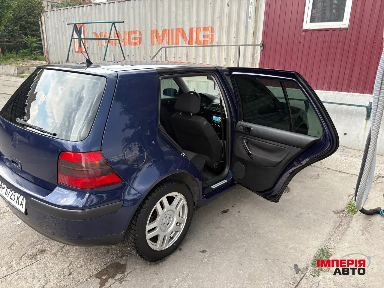 Volkswagen Golf - фото 7