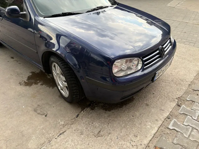 Volkswagen Golf - фото 2