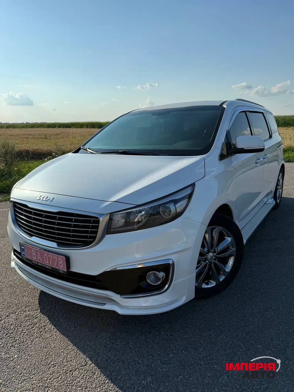 Kia Carnival - фото 16
