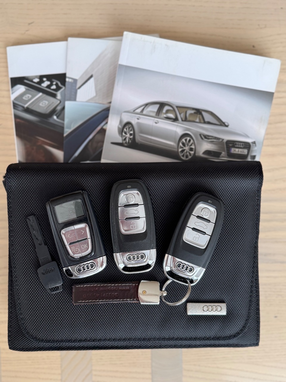 Audi A6 - фото 24