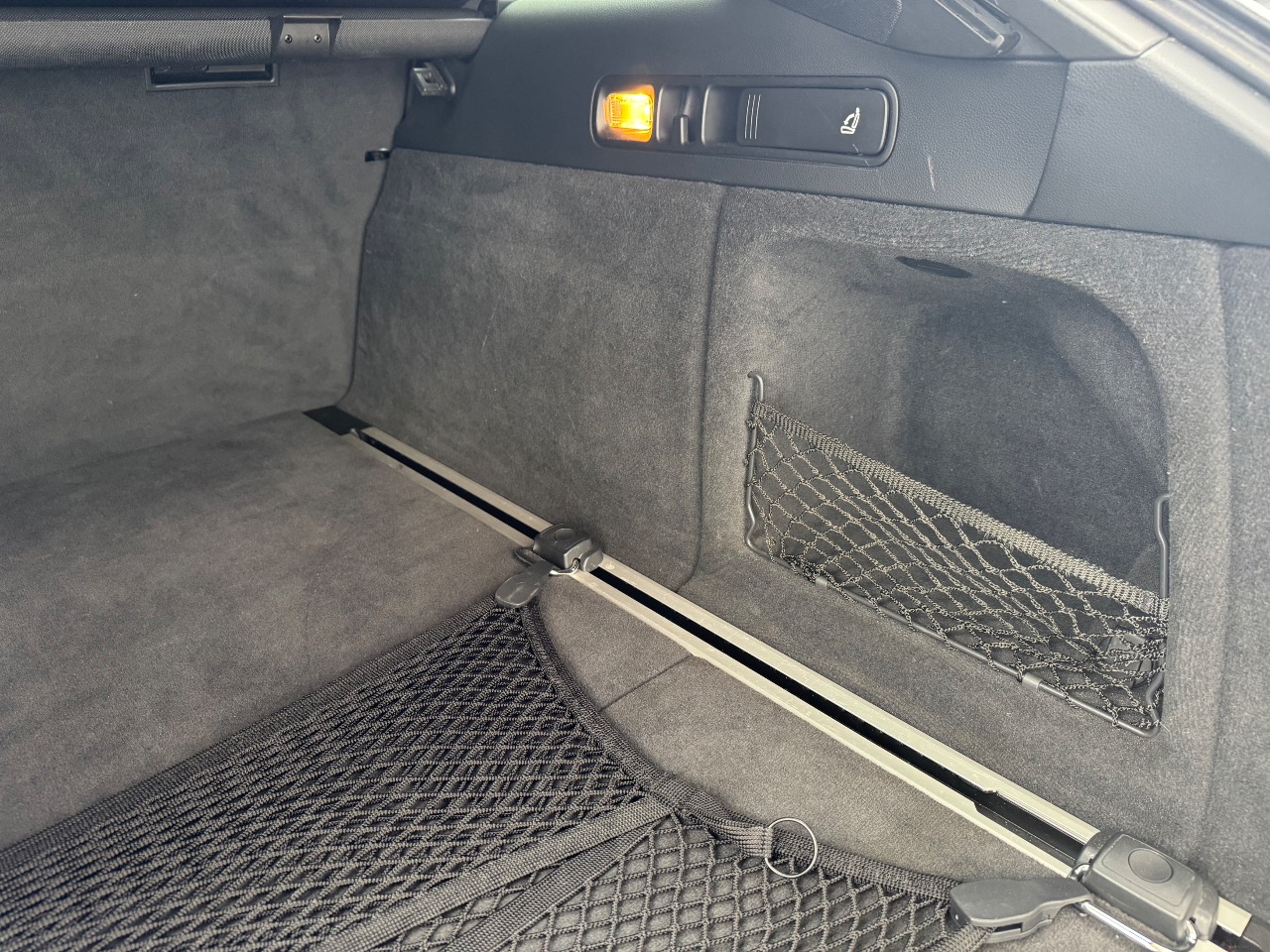 Audi A6 - фото 20