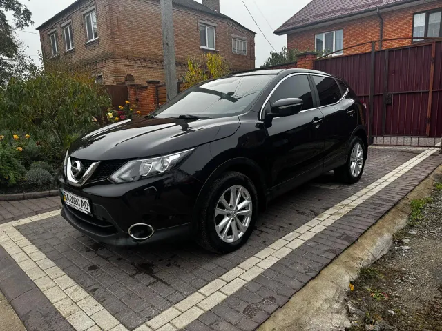 Nissan Qashqai - фото 1