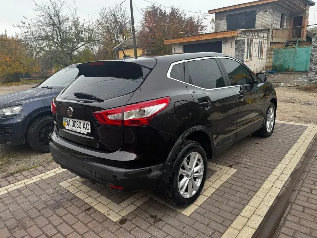 Nissan Qashqai - фото 5