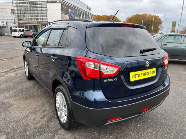 Suzuki SX4 - фото 3