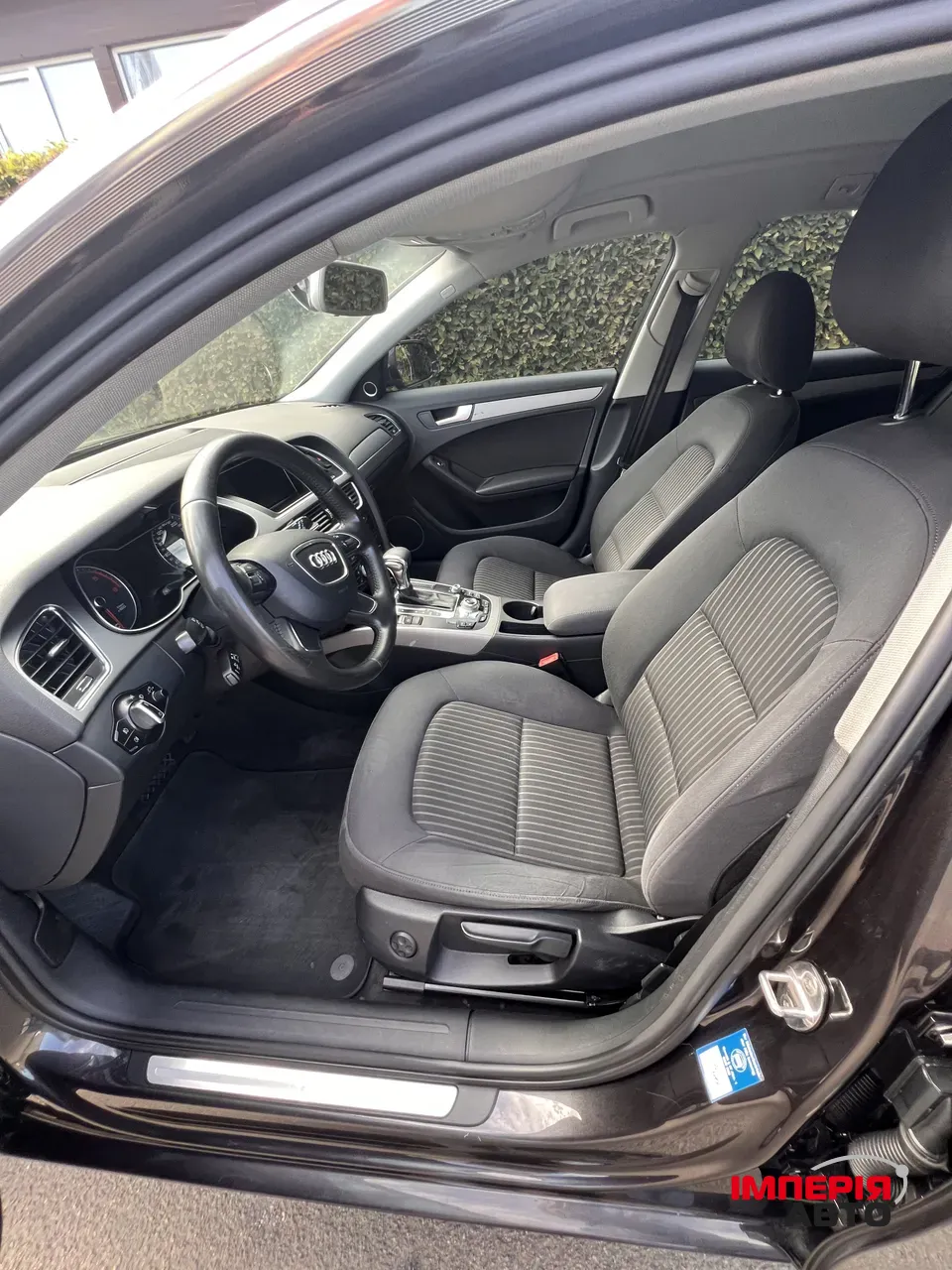 Audi A4 - фото 21