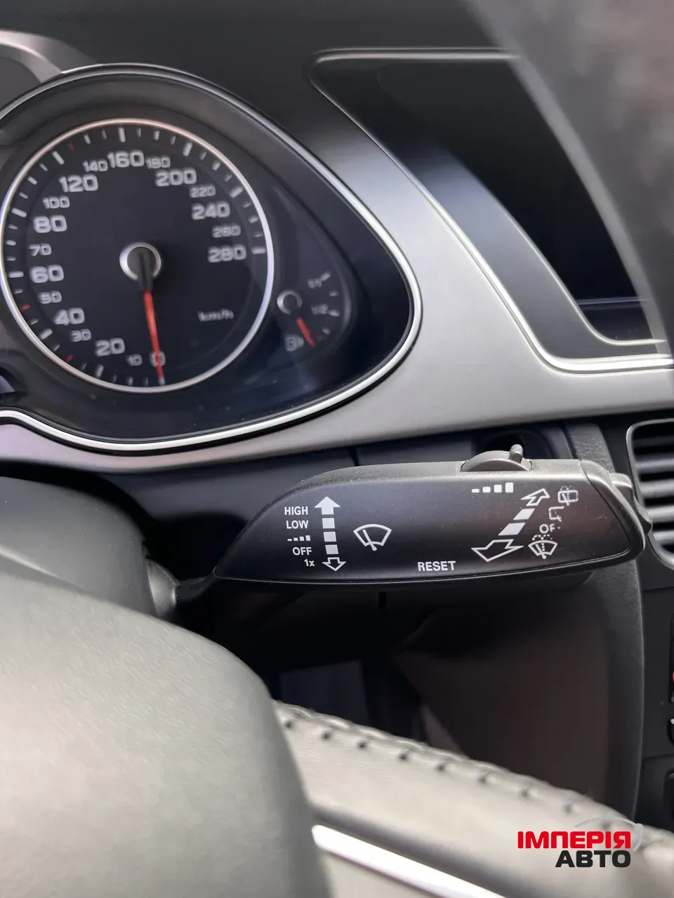 Audi A4 - фото 25