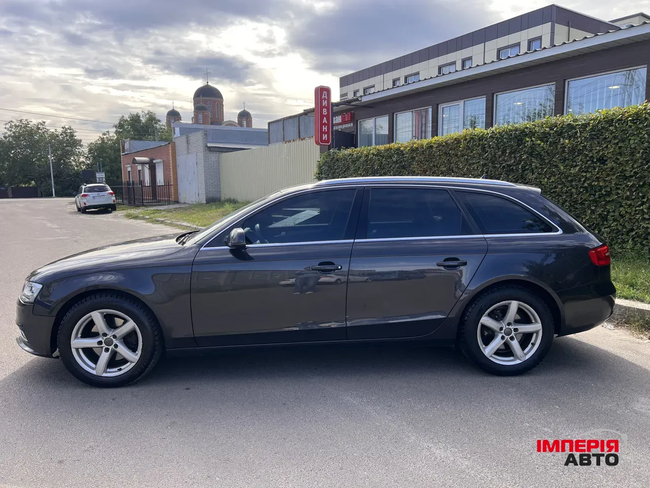 Audi A4 - фото 3