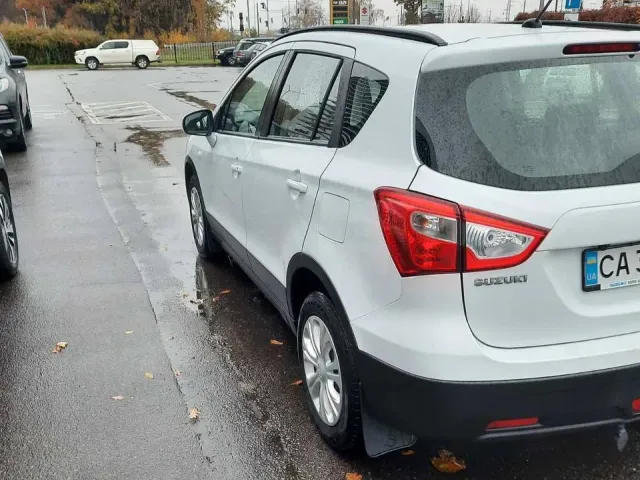 Suzuki SX4 - фото 5
