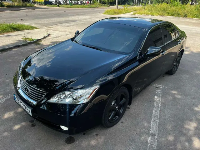 Lexus ES - фото 1