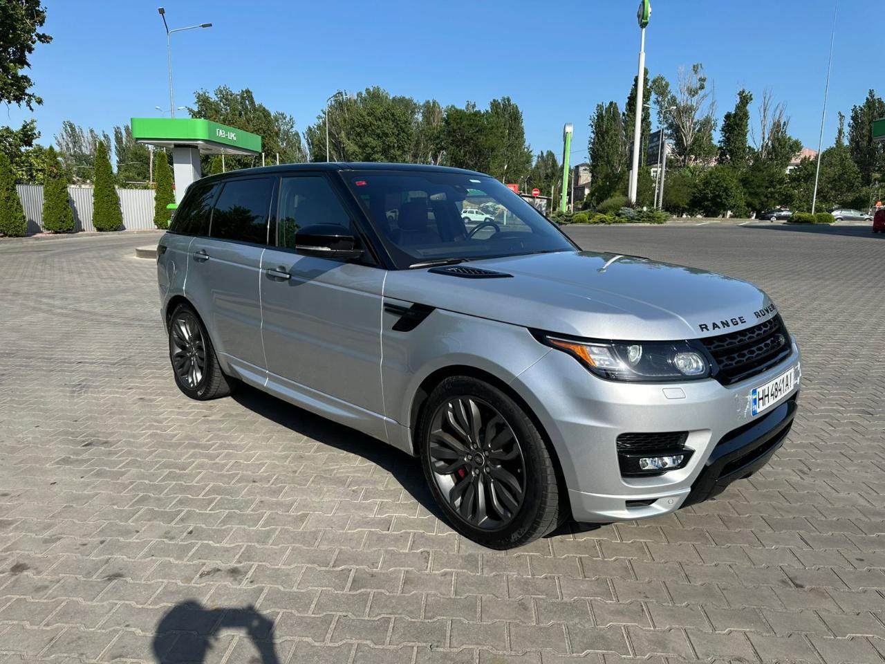 Land Rover Range Rover Sport - фото 1