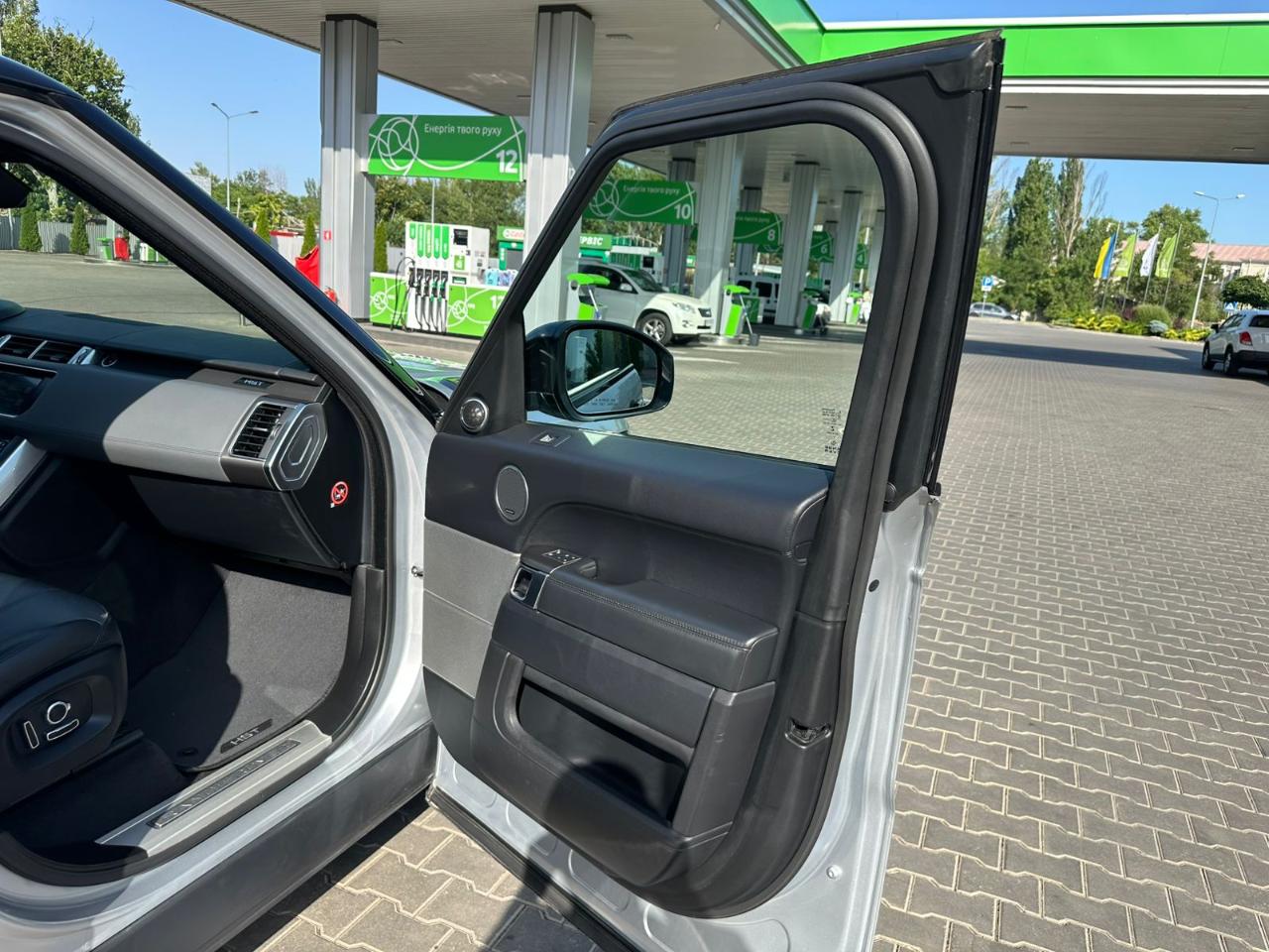 Land Rover Range Rover Sport - фото 30