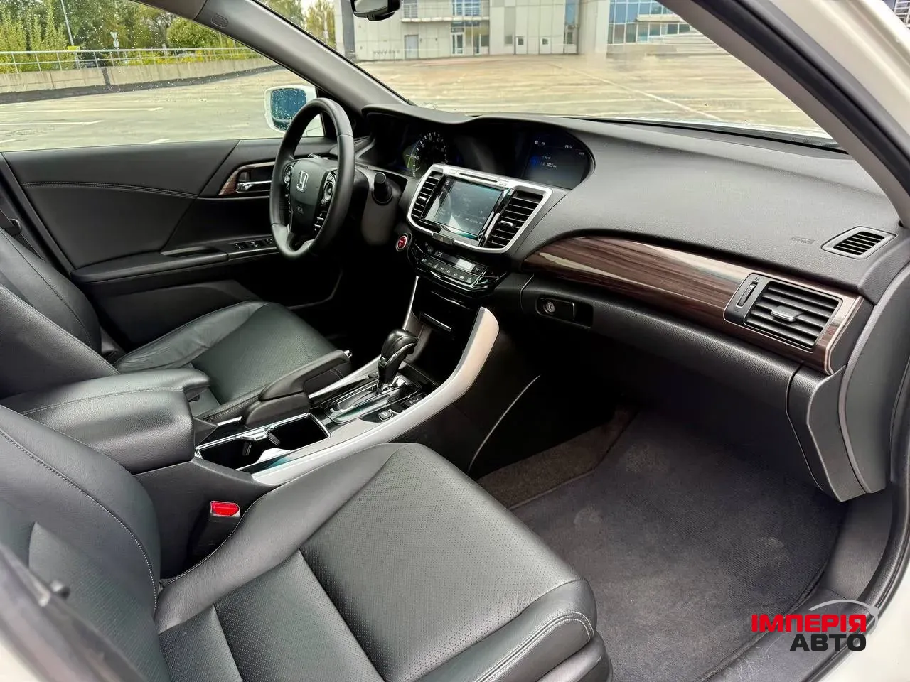 Honda Accord - фото 9